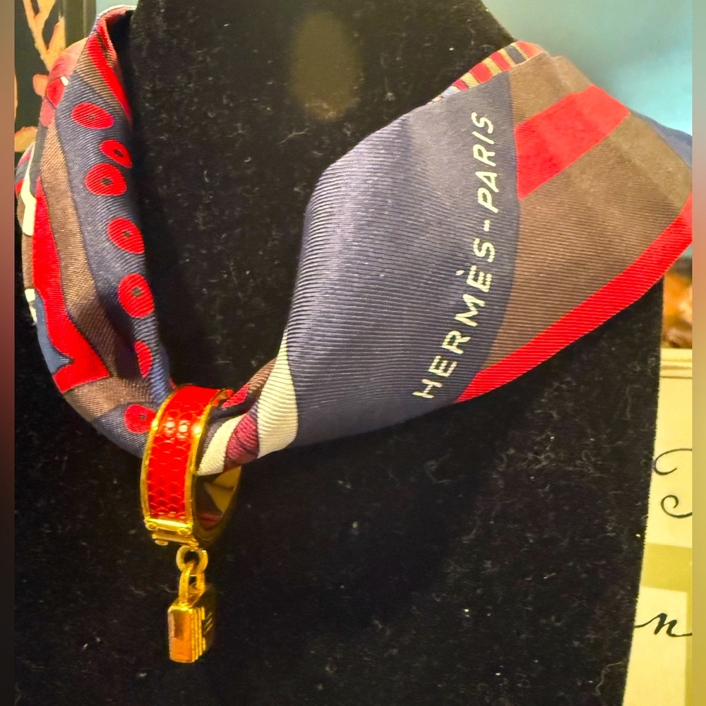 💯AUTHENTIC HERMES KELLY CADENA MOTIF SCARF RING W/BOX - SIZE 9.5